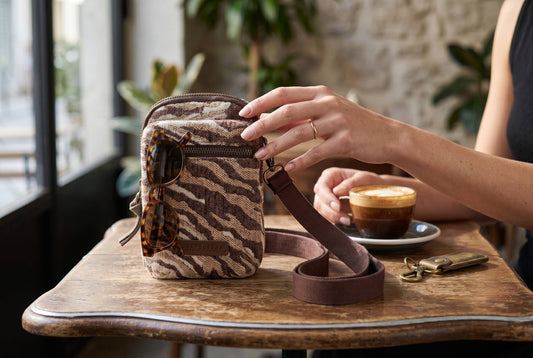 Urban Muse Phone Bag